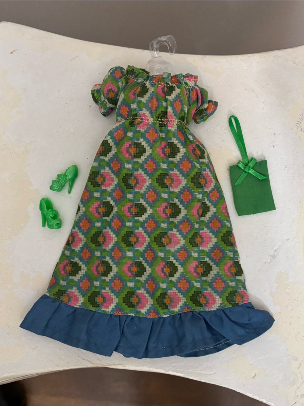 Vintage 70s retro Geometric Barbie Doll dress & Accessories